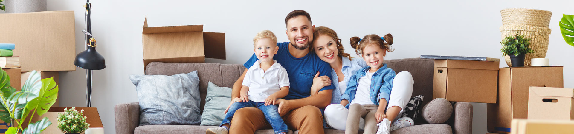 Hauskredit: Familie beim Umzug